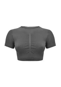 Базовая футболка LEGEA