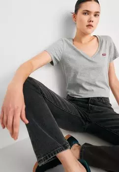 Базовая футболка Levi's