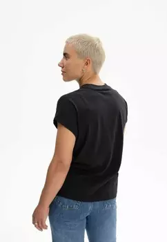 Базовая футболка MADHU MELA, черный