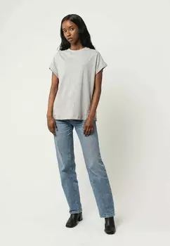 Базовая футболка MADHU MELA, серый