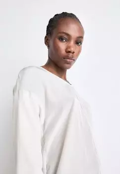 Базовая футболка Marc Cain, молочный