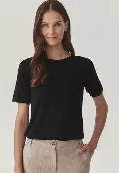 Базовая футболка MASHA TATUUM, черный