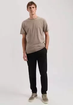 Базовая футболка MC QUEEN Dstrezzed, светло-коричневый