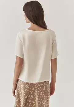 Базовая футболка MEKJA TATUUM, кремовый