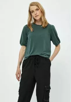 Базовая футболка Minus