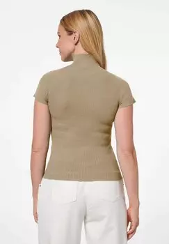 Базовая футболка MIT KURZARM MADELEINE, хаки