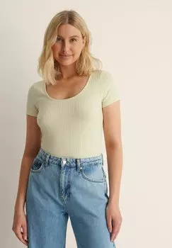 Базовая футболка NA-KD, бежевый