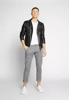 Базовая футболка НАБОР 3 Pier One, крапчатый бордо/белый/синий