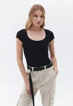 Базовая футболка OXXO, черный