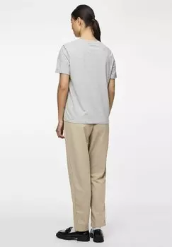 Базовая футболка PCRIA SOLID TEE Pieces, серый