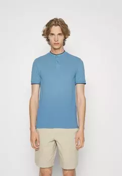 Базовая футболка Pier One, светло-голубая.