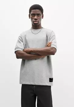 Базовая футболка PLUSH PULL&BEAR, светло-серый