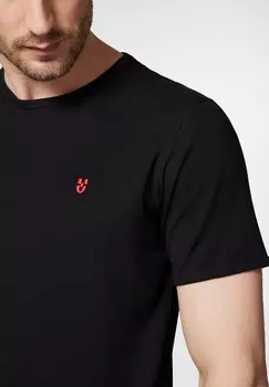 Базовая футболка PRCHNIK, черный