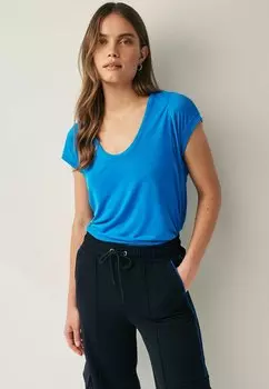 Базовая футболка Premium Rich Scoop Neck -Regular Fit Next, синяя