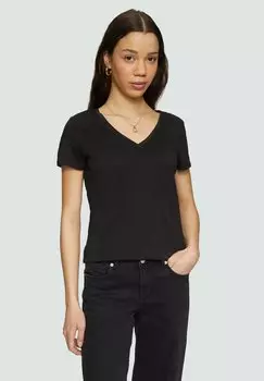 Базовая футболка QS, черный