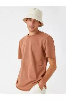 Базовая футболка с круглым вырезом и разрезом Koton, коричневый