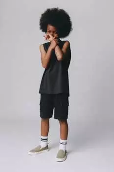 Базовая футболка с вышивкой ZARA, антрацитовый серый