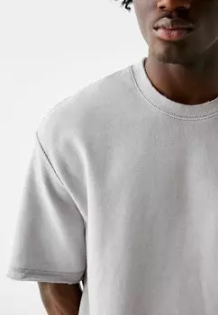 Базовая футболка Short Sleeve Faded Bershka, светло-серая