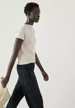 Базовая футболка SHORT SLEEVE Massimo Dutti, бежевый