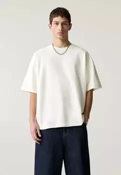 Базовая футболка TEXTURED SHORT SLEEVE PULL&BEAR, слоновая кость