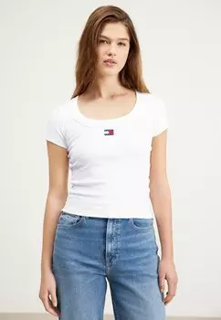 Базовая футболка Tommy Jeans SLIM BADGE TEE, белый