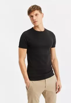 Базовая футболка WE Fashion, черная