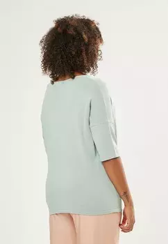 Базовая футболка WIDE V-NECK Maison Form'elle, мята