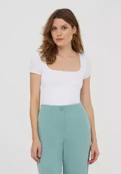 Базовая футболка WITH A WIDE NECKLINE Terranova, слоновая кость