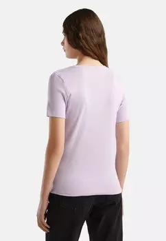 Базовая футболка With V-Neck United Colors of Benetton, фиолетовая