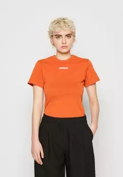 Базовая футболка WRSTBHVR