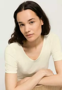 Базовая футболка WSCHE RUNDHALS hessnatur, бежевый