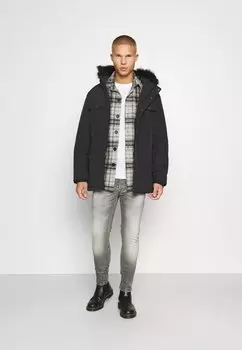 Базовая футболка YOURTURN