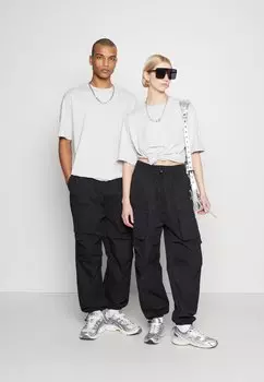 Базовая футболка YOURTURN