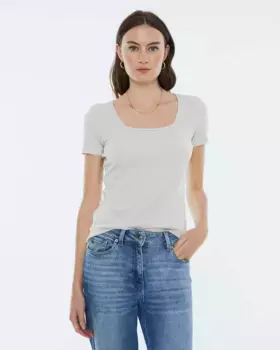 Базовая женская футболка в рубчик с квадратным вырезом и короткими рукавами Andam, бежевый