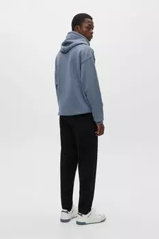 Базовые джинсы стандартного кроя PULL&amp;BEAR