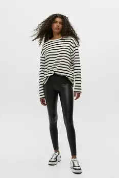 Базовые леггинсы из искусственной кожи Pull&Bear, черный