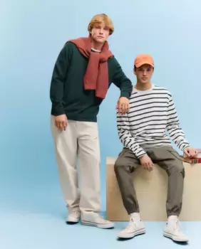 Базовый мужской свитер с круглым вырезом из меланжевых ниток Green Coast, зеленый