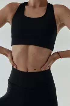 Базовый спортивный бюстгальтер. Muuv., черный