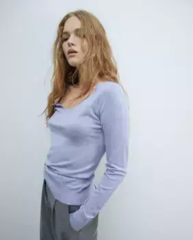 Базовый свитер с воротником Sfera, сиреневый