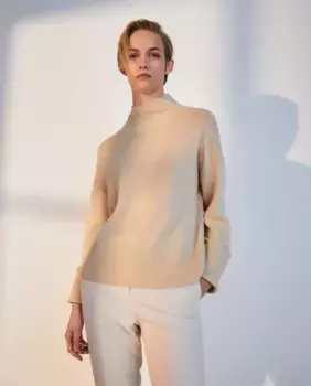 Базовый женский свитер с круглым вырезом Woman El Corte Ingls, цвет 730 Camel