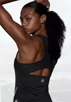 Беговая футболка LASCANA ACTIVE со светоотражающим принтом, черный