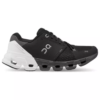 Беговая обувь On Women's Cloudflyer 4, цвет Black/White
