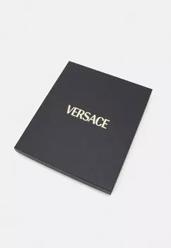 Бейсболка BEANIE RICAMO Versace, слоновая кость
