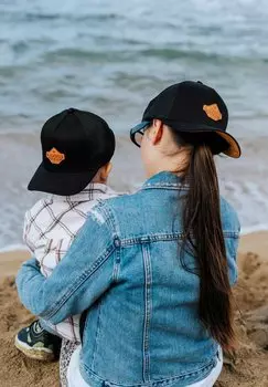 Бейсболка Blackskies, черный