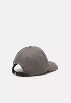 Бейсболка Embroidered Baseball Coach, уголь