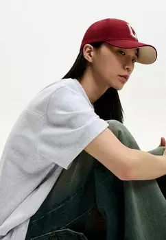 Бейсболка EMBROIDERED Bershka, темно-красный