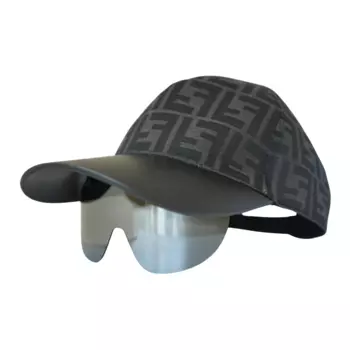 Бейсболка Eyewear Cap Shield Frame Sunglasses FENDI