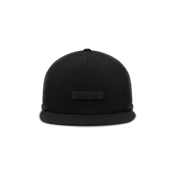 Бейсболка Fear of God Essentials Baseball Cap, черный