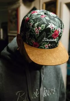 Бейсболка FLORAL Blackskies, цвет oahu