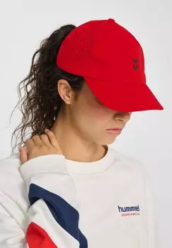 Бейсболка Hummel, красный